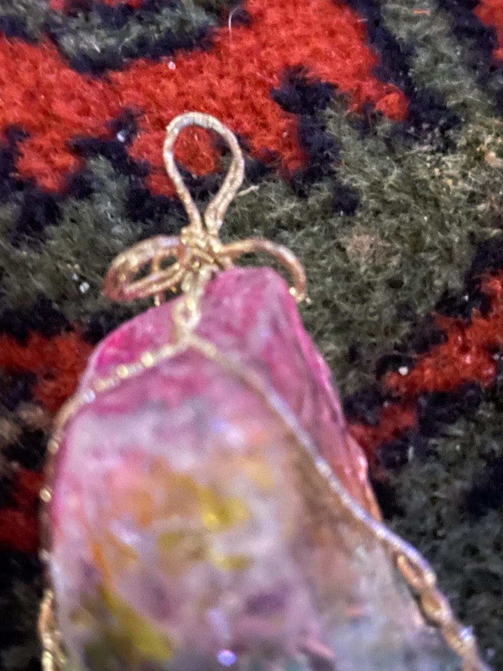 Beautiful Rough Raw Quartz Pendant - Picture 5 of 5
